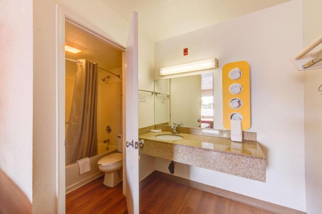 Motel 6-Norfolk, Va Ngoại thất bức ảnh